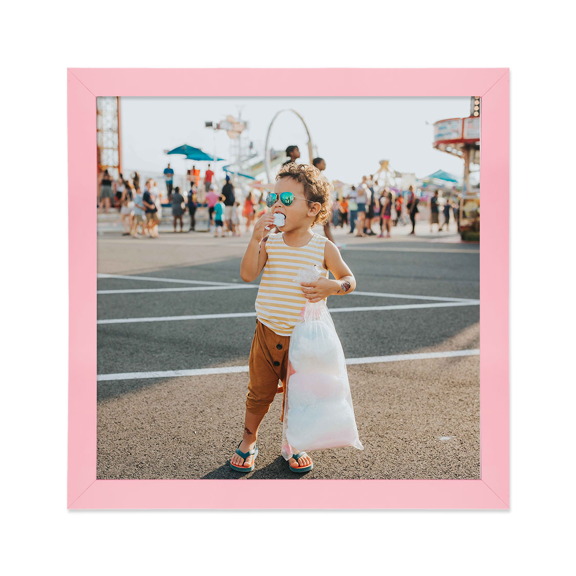 tapestry frame - pink