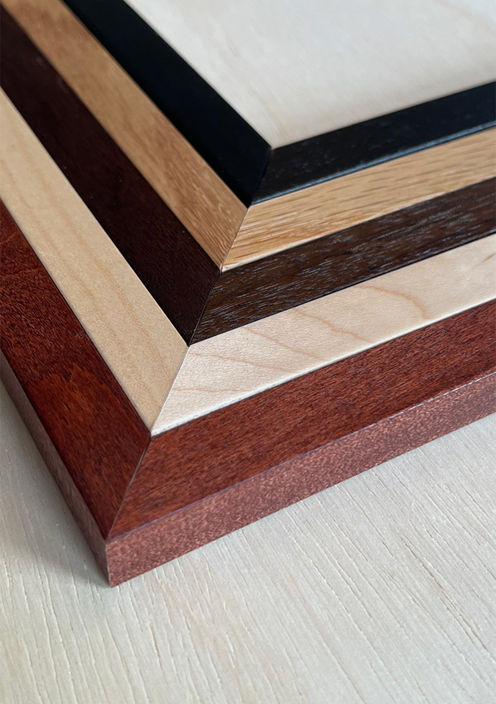 Scene Black Poplar frame