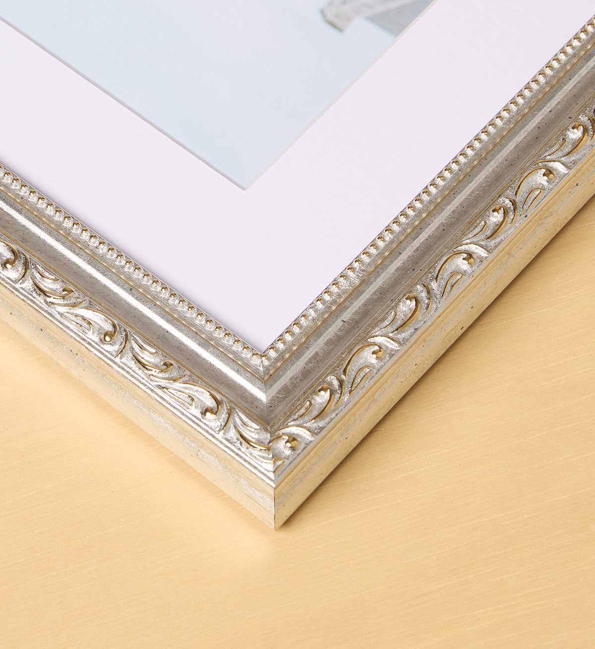 Stella Ornate Silver frame
