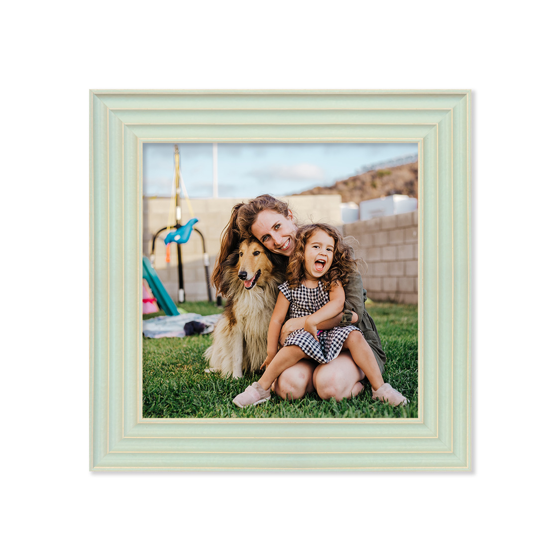 matinee frame - Green with stripes