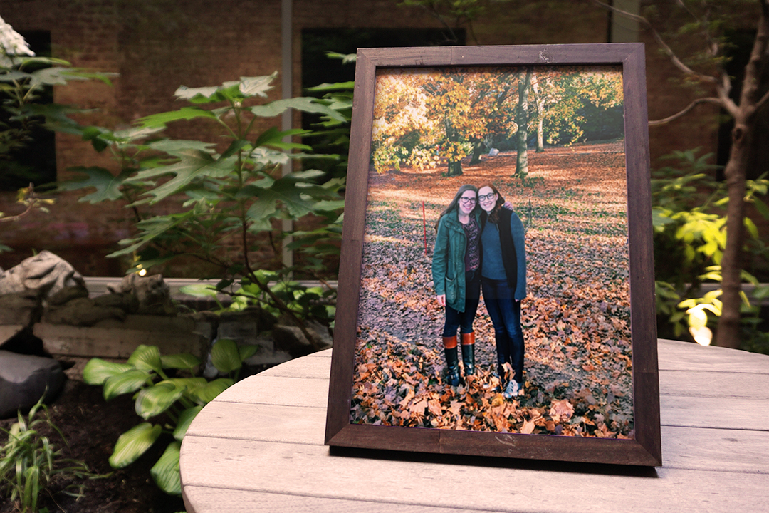 homage frame
